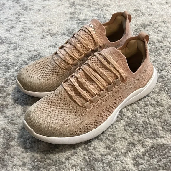 APL Techloom Breeze Knit Sneakers almond butter speckle dark umber Brown Amazon.com | Athletic Propulsion Labs (APL) Techloom Bliss  main image 3